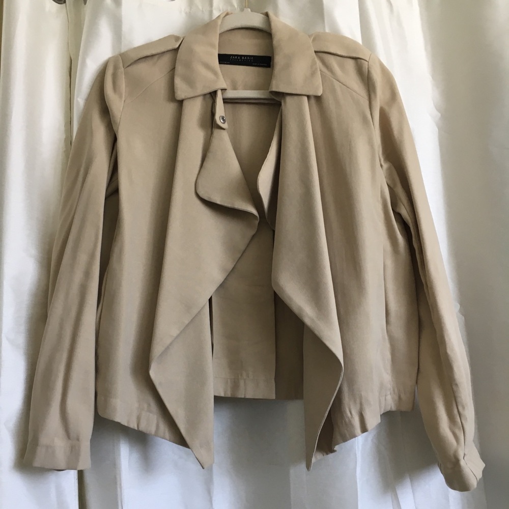 Zara Cropped Jacket (size small)